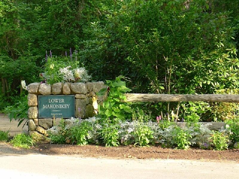 9 Beach Pebble Road Vineyard Haven, MA 02568 - Photo 2 of 6 2-Signok