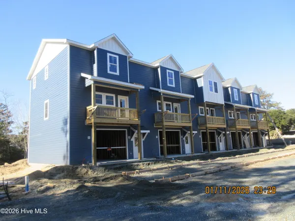 $599,000 | 1208 Swan Street, Unit 1, Kill Devil Hills, NC 27948