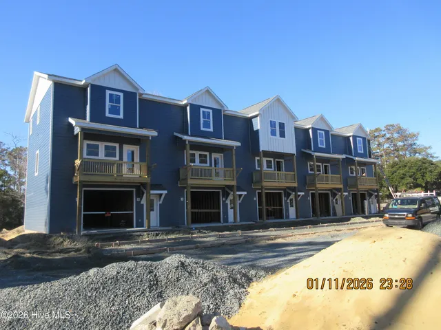 $599,000 | 1208 Swan Street, Unit 1, Kill Devil Hills, NC 27948