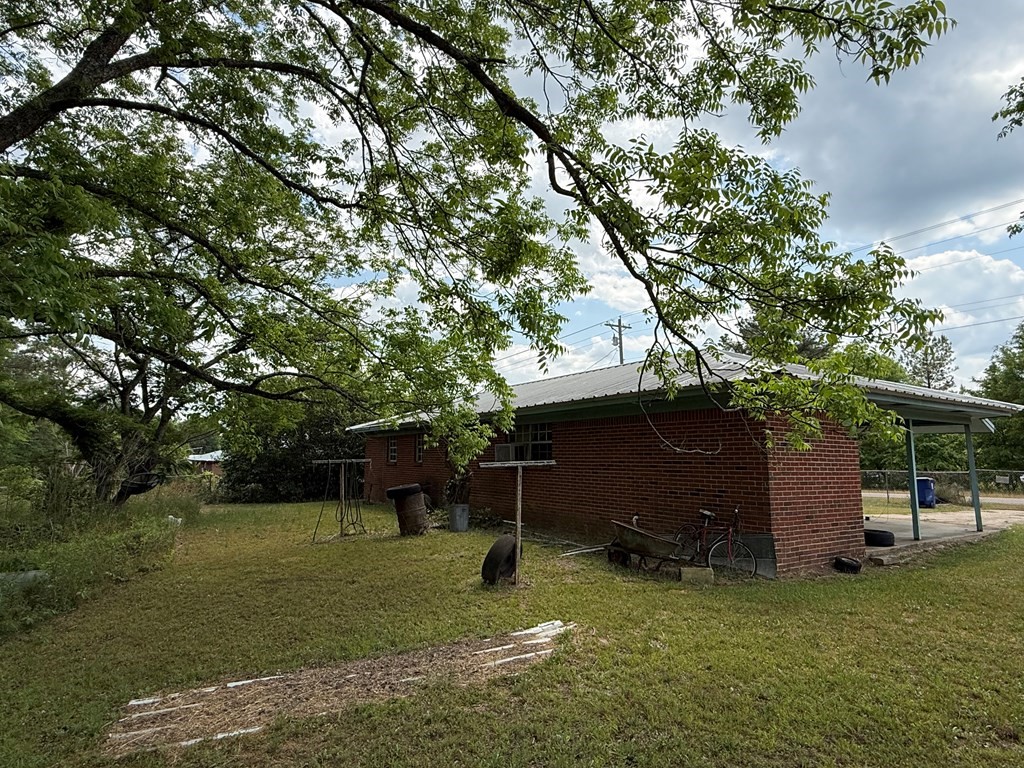 2074 County Road 40 Abbeville, AL 36310 - Photo 2 of 6