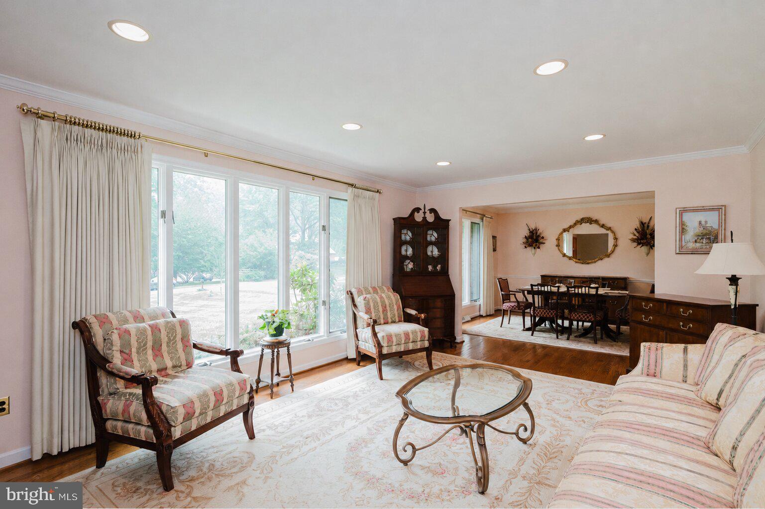 1421 Autumn Leaf Road Towson, MD 21286 - Photo 7 of 75 Living Room