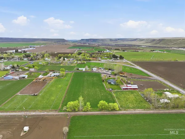 $199,500 | 1 Block Jade Way, Hammett, ID 83627