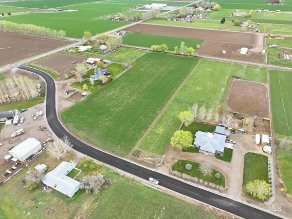 $199,500 | 1 Block Jade Way, Hammett, ID 83627
