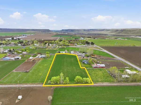 $199,500 | 1 Block Jade Way, Hammett, ID 83627