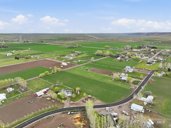 $199,500 | 1 Block Jade Way, Hammett, ID 83627