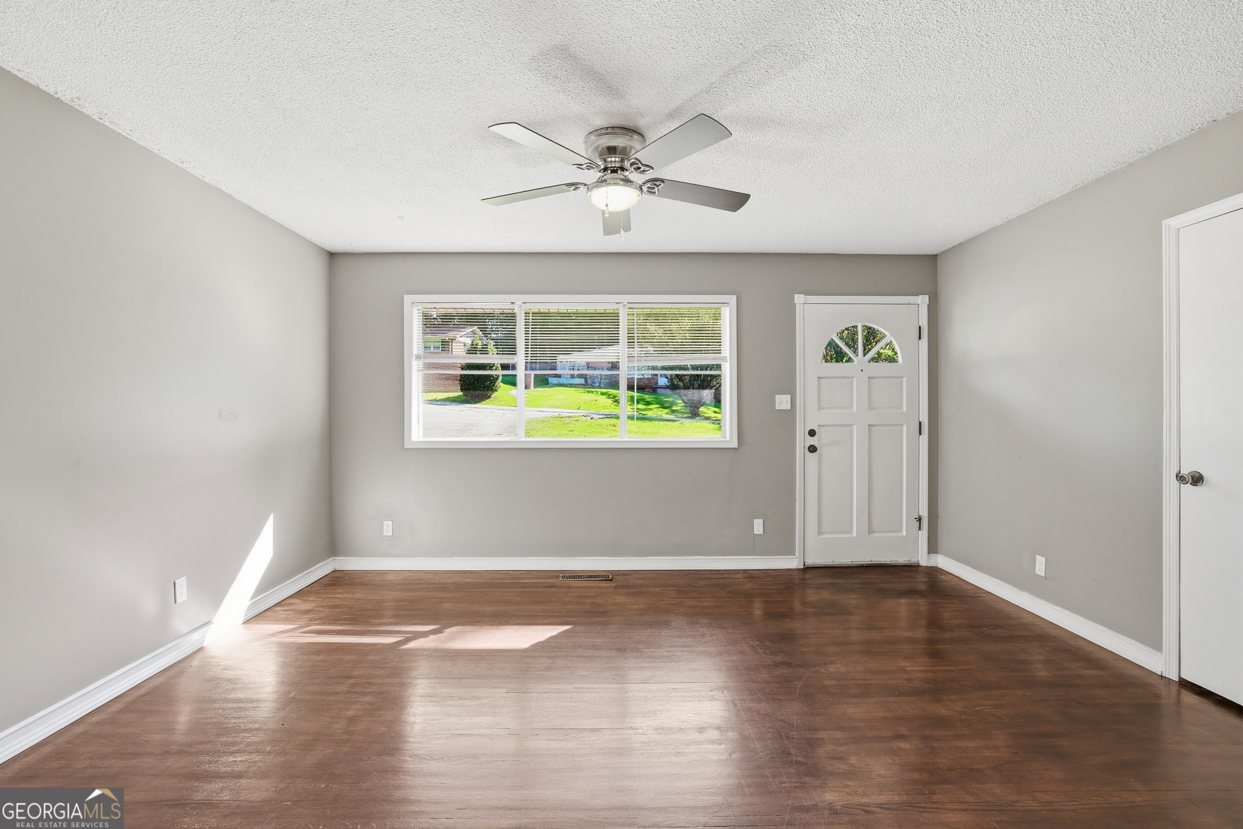 41 Poplar Way Toccoa, GA 30577 - Photo 7 of 32