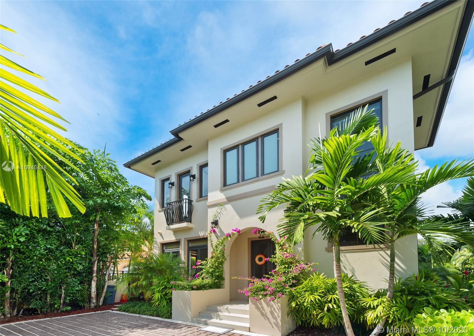 4200 Alhambra Circle Coral Gables, FL 33146 - Photo 1 of 34