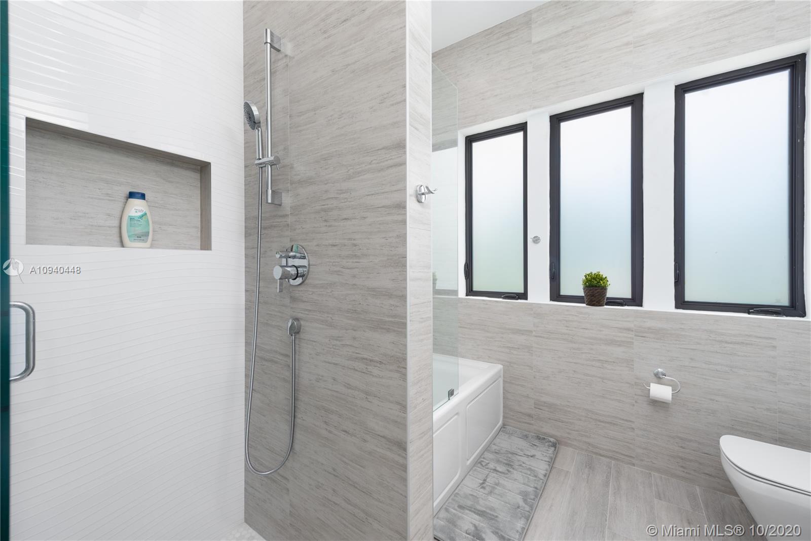 4200 Alhambra Circle Coral Gables, FL 33146 - Photo 27 of 34