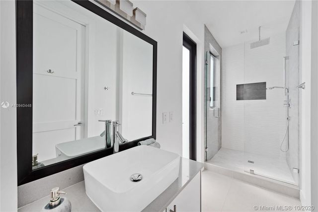 $1,430,000 | 4200 Alhambra Circle, Coral Gables, FL 33146