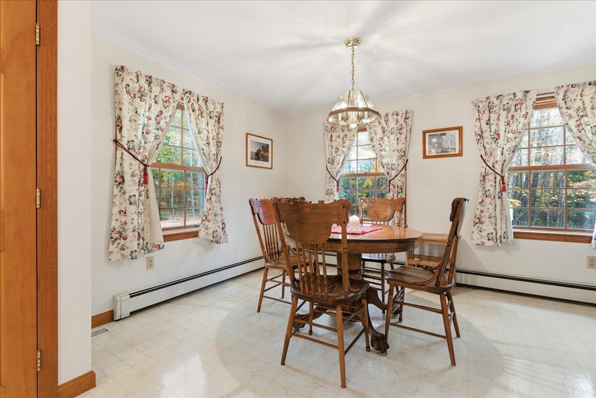 782 Main Street Wayne, ME 04284 - Photo 12 of 36 20-782 Main St_Wayne_ME-29