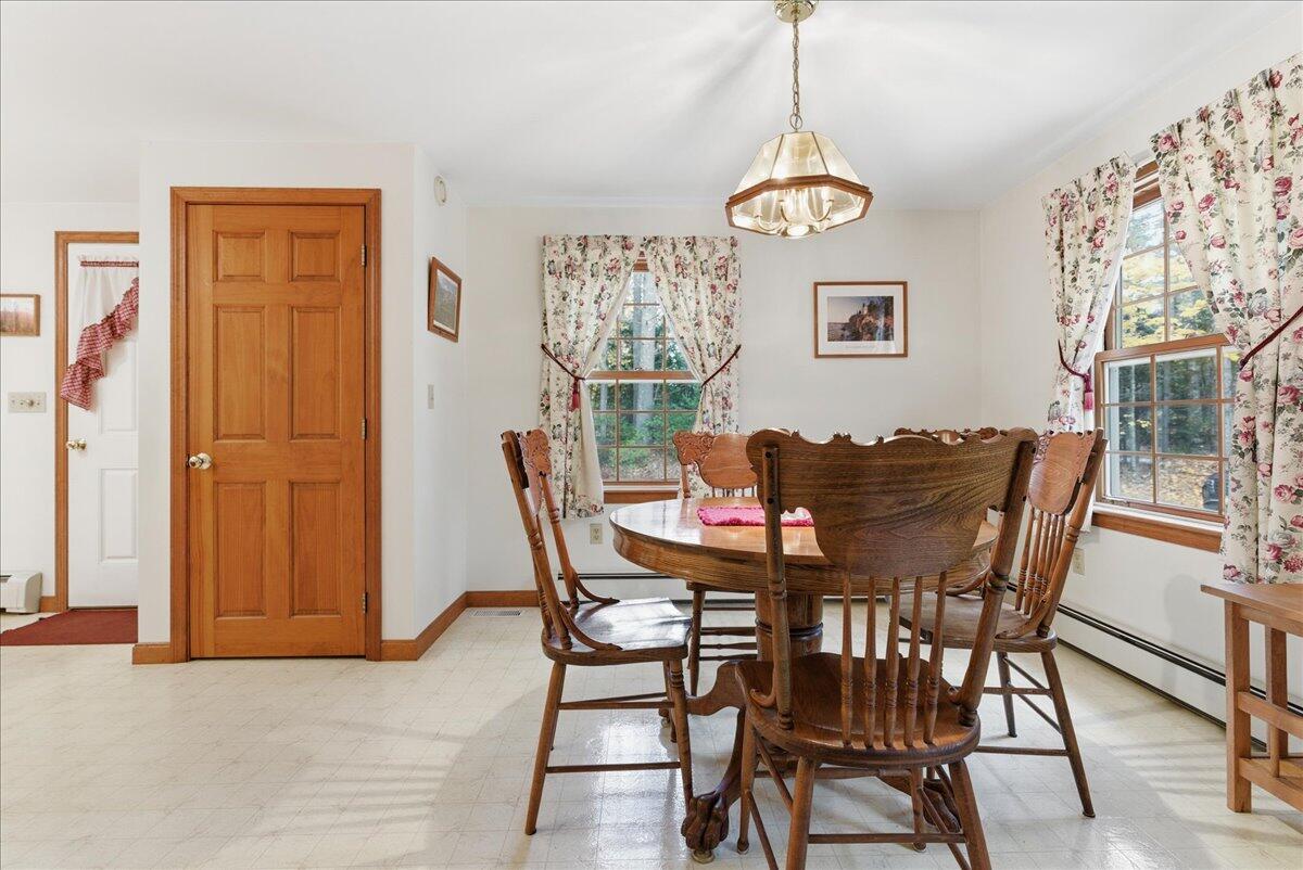 782 Main Street Wayne, ME 04284 - Photo 13 of 36 21-782 Main St_Wayne_ME-28