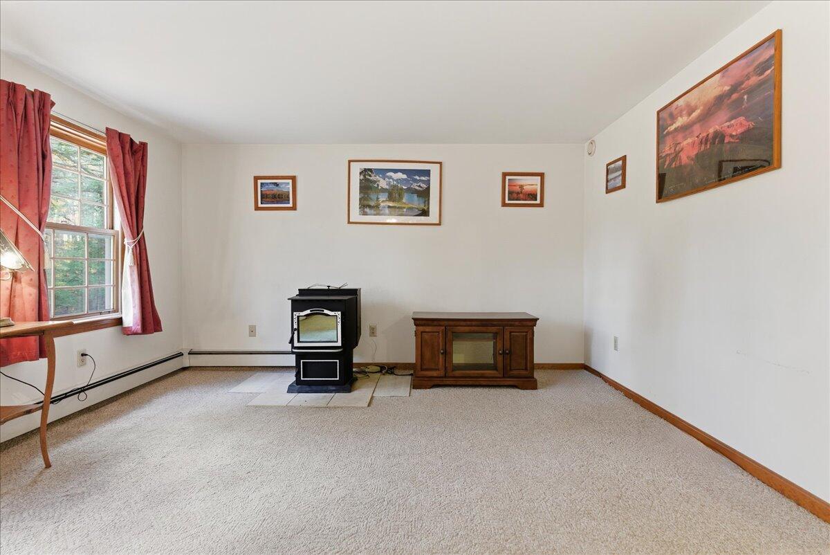 782 Main Street Wayne, ME 04284 - Photo 20 of 36 29-782 Main St_Wayne_ME-5