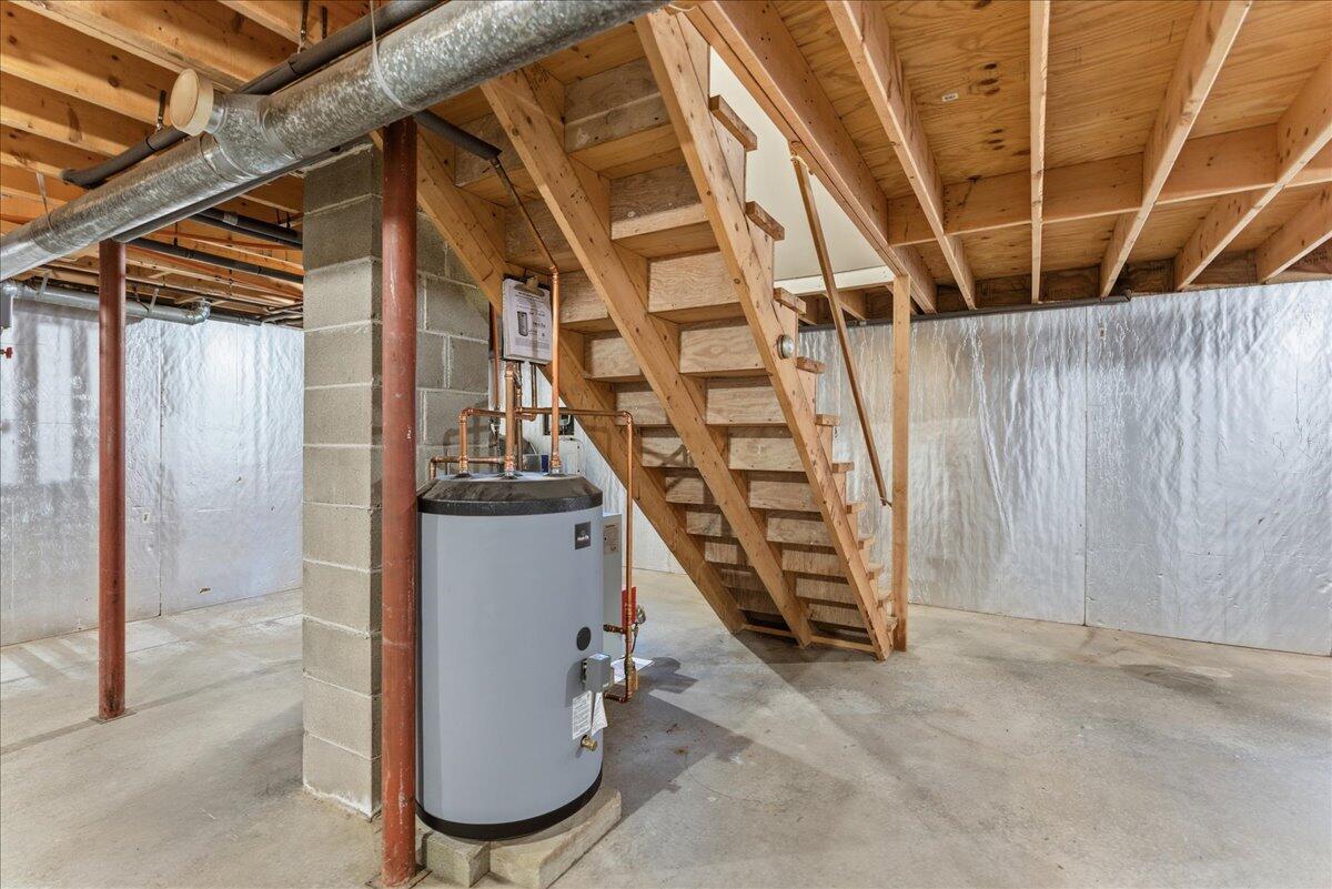 782 Main Street Wayne, ME 04284 - Photo 26 of 36 35-782 Main St_Wayne_ME-20