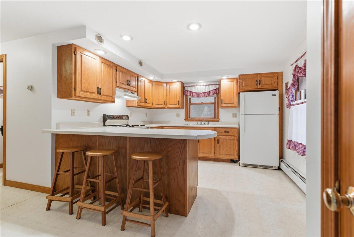 782 Main Street Wayne, ME 04284 - Photo 7 of 36 14-782 Main St_Wayne_ME-31