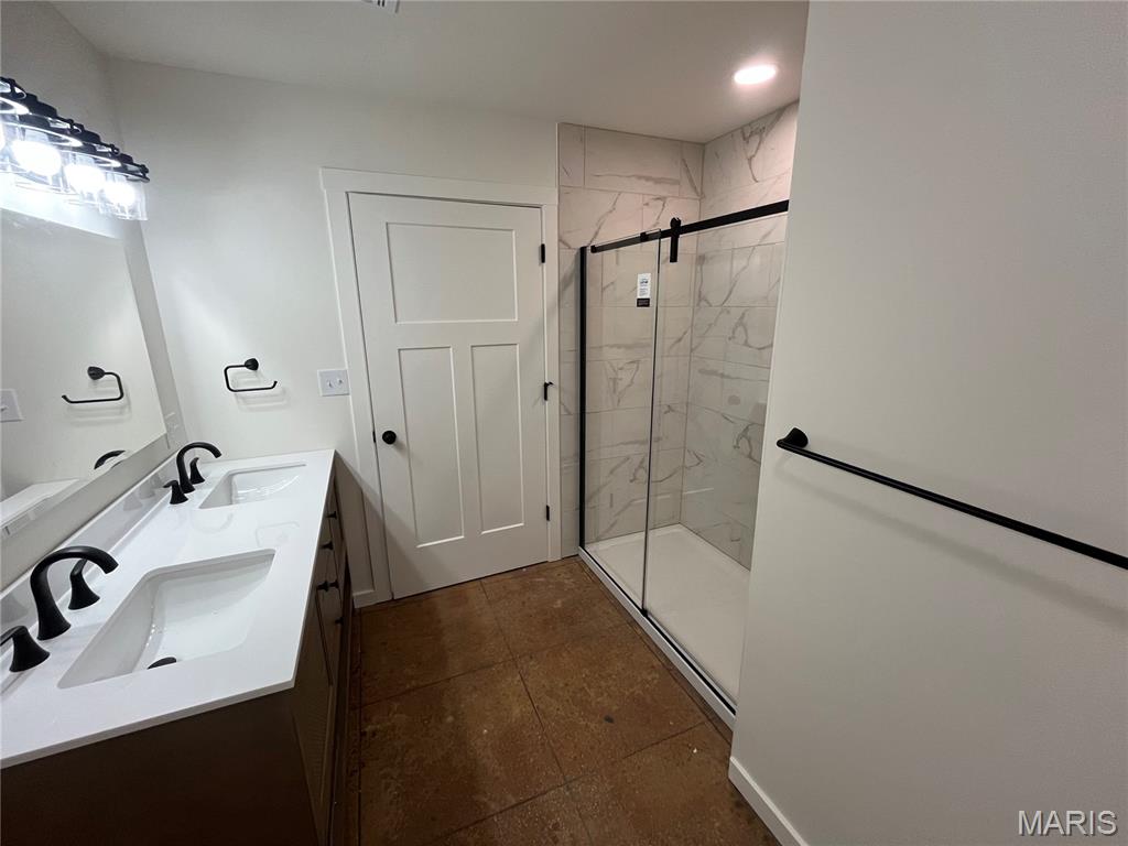 4218 Oak Hill Road Cuba, MO 65453 - Photo 15 of 20