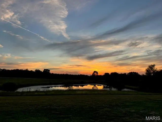 $329,900 | 4218 Oak Hill Road, Cuba, MO 65453