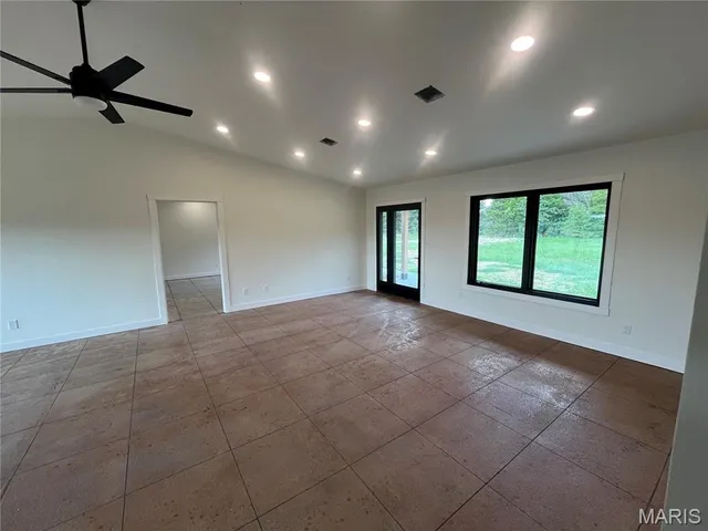 $329,900 | 4218 Oak Hill Road, Cuba, MO 65453