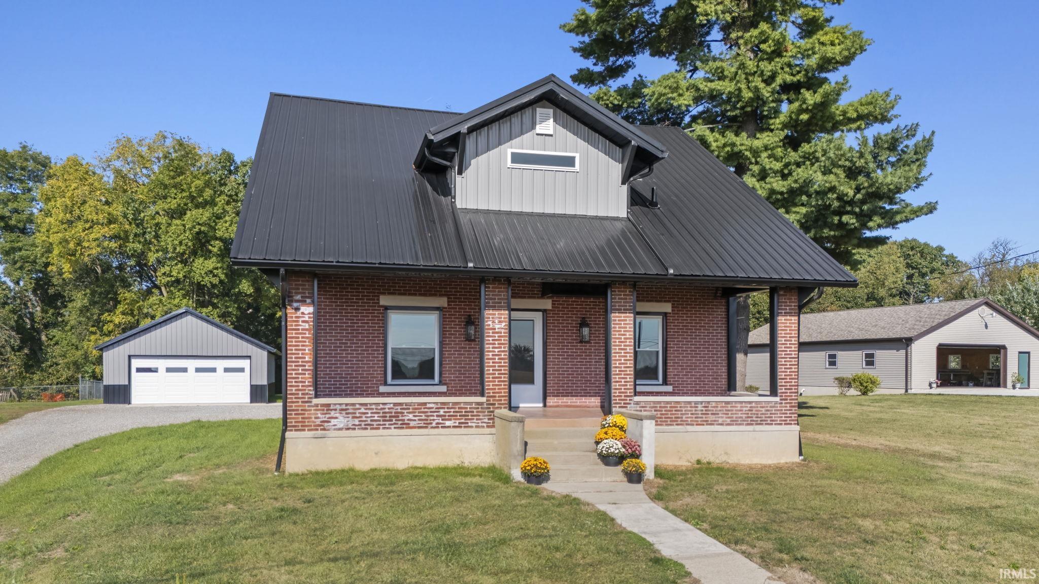 1340 North Mishler Road Huntington, IN 46750 - Photo 1 of 36 Gallery Image 1