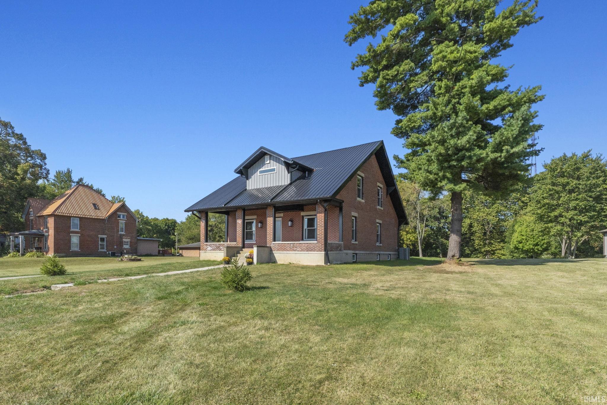1340 North Mishler Road Huntington, IN 46750 - Photo 4 of 36 Gallery Image 4