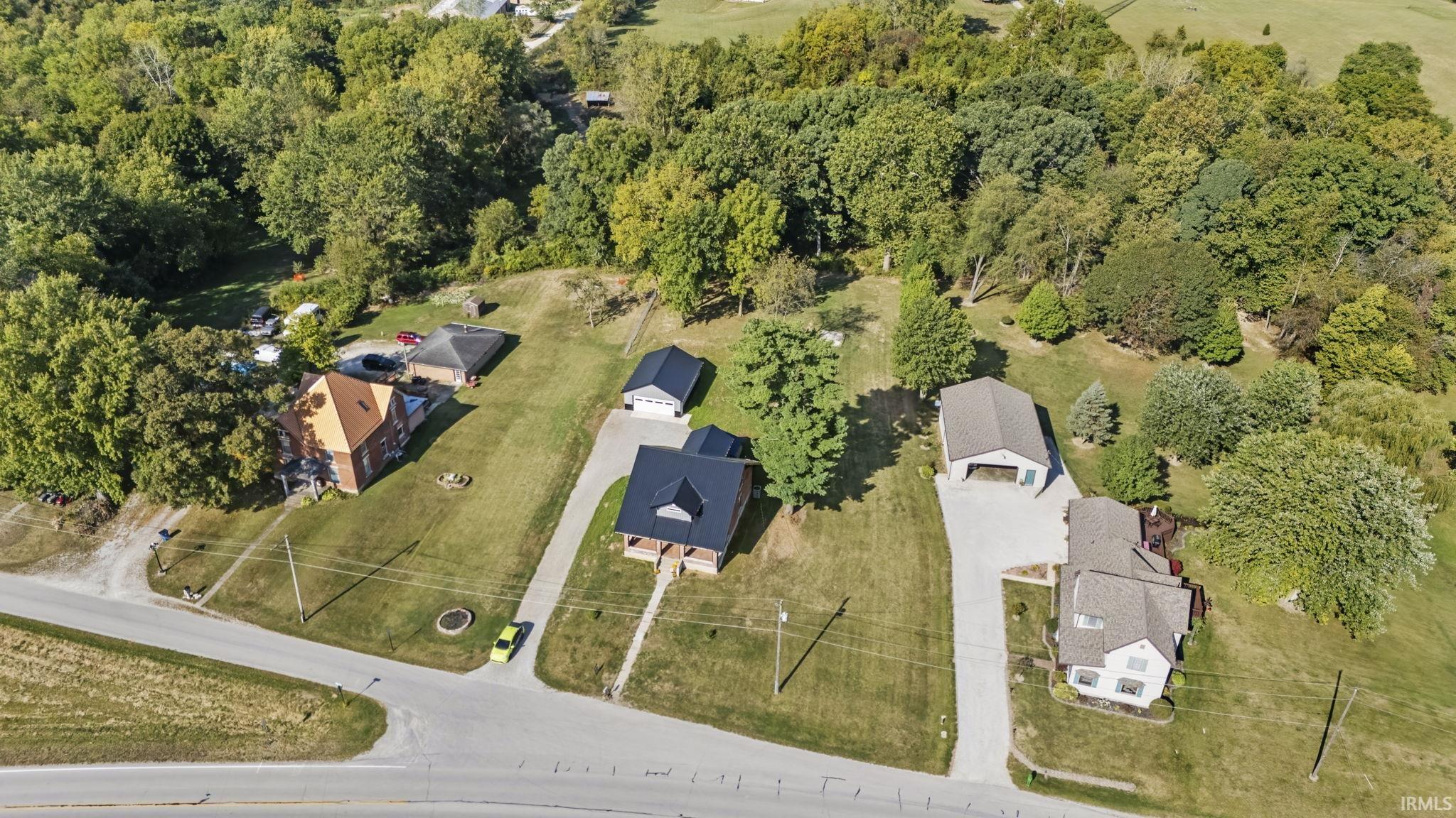 1340 North Mishler Road Huntington, IN 46750 - Photo 5 of 36 Gallery Image 5