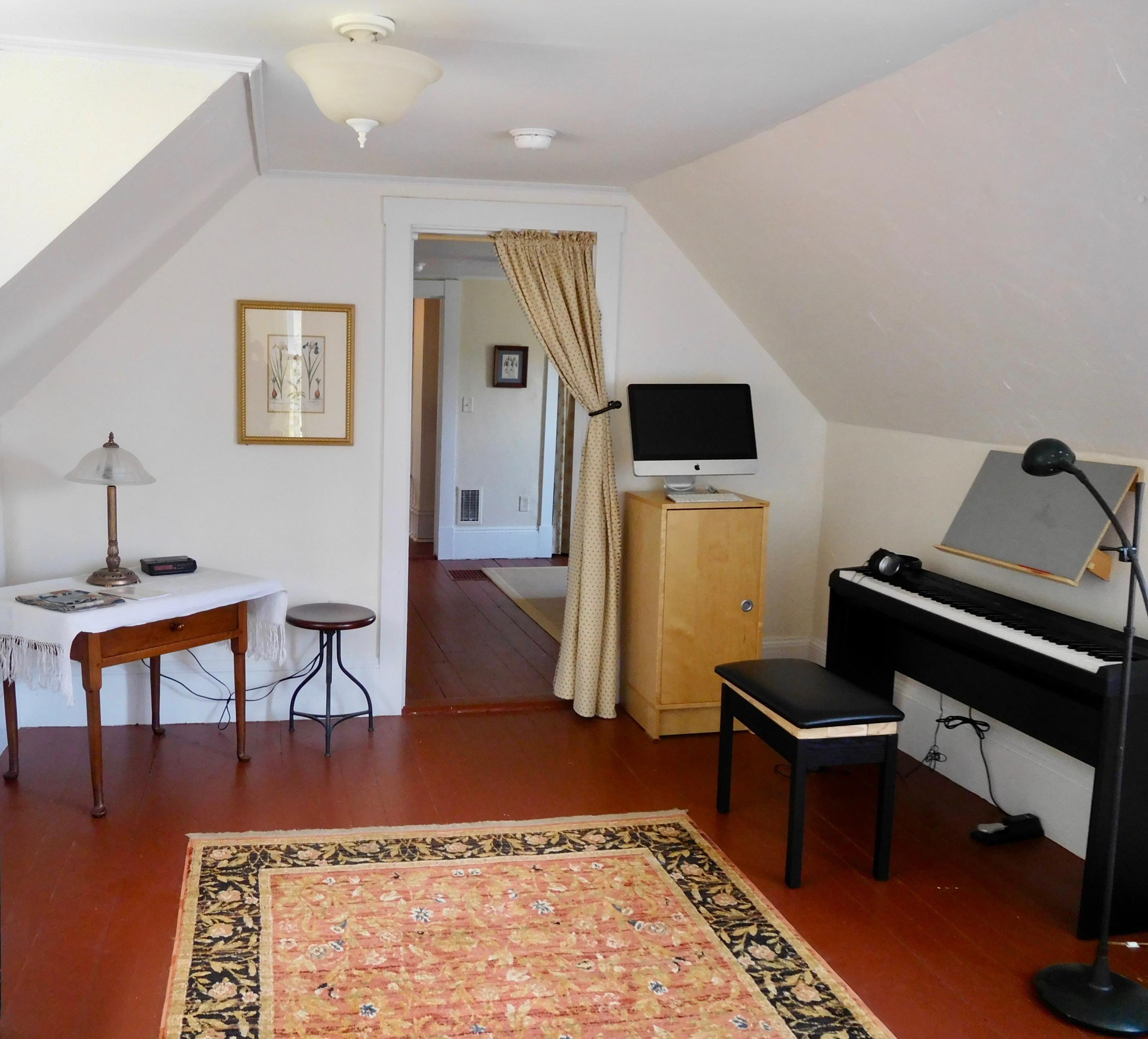 384 North Lubec Road Lubec, ME 04652 - Photo 23 of 38 Third room.