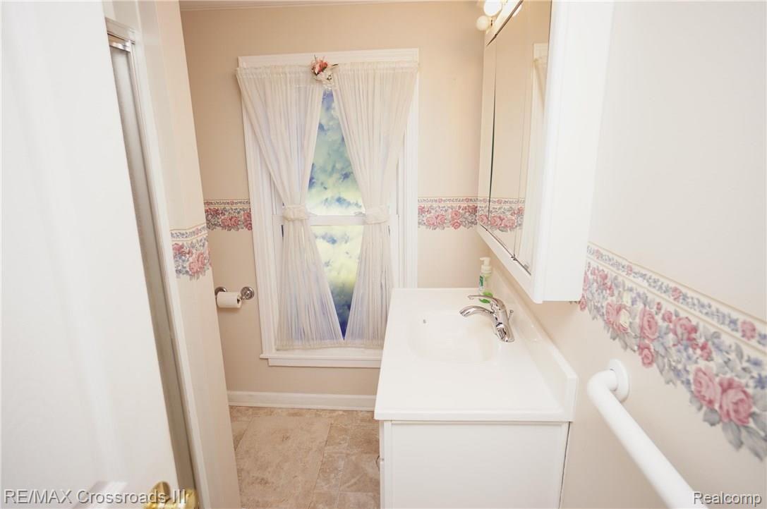 BATH.JPG