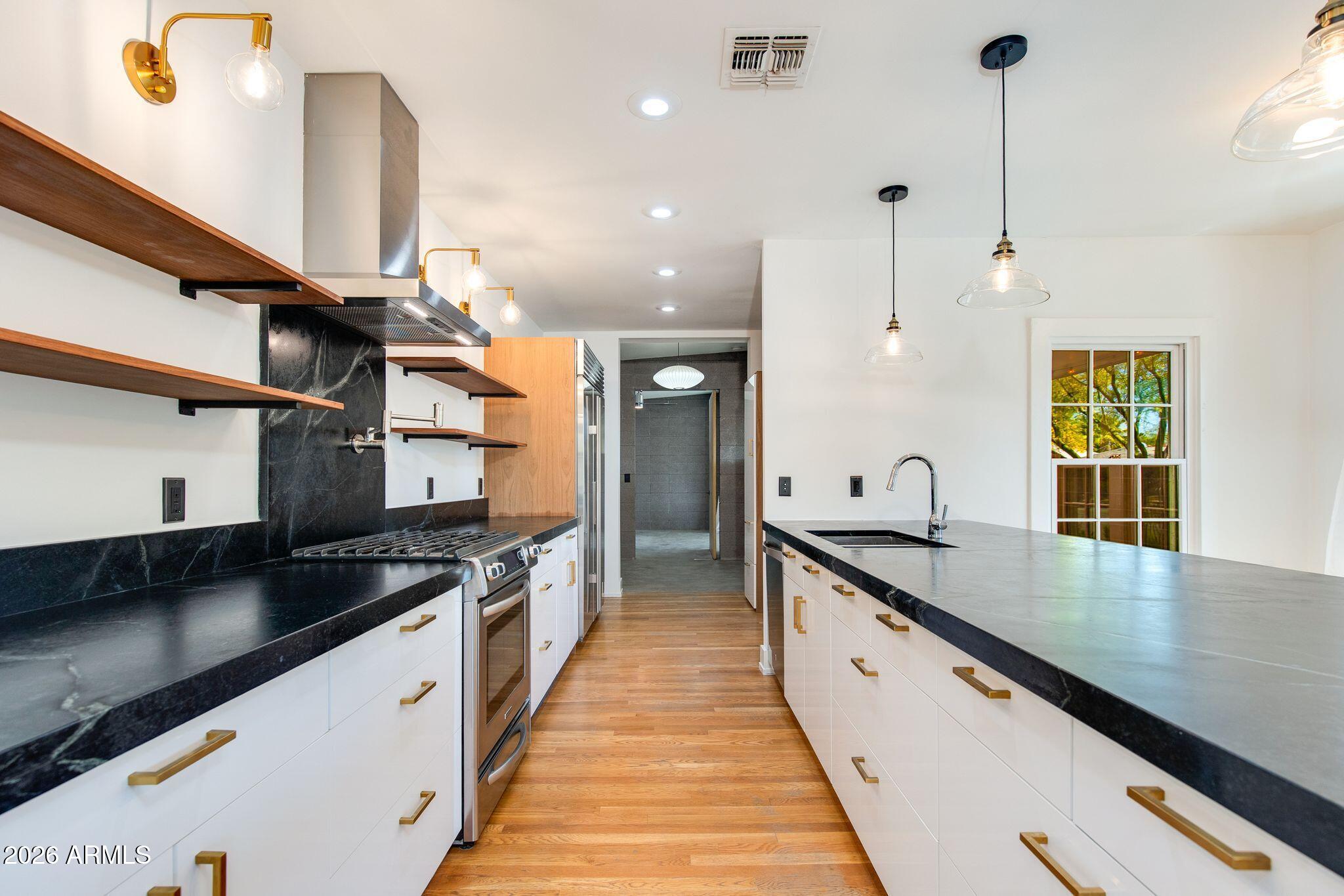 1302 West Culver Street Phoenix, AZ 85007 - Photo 8 of 18 20-Culver