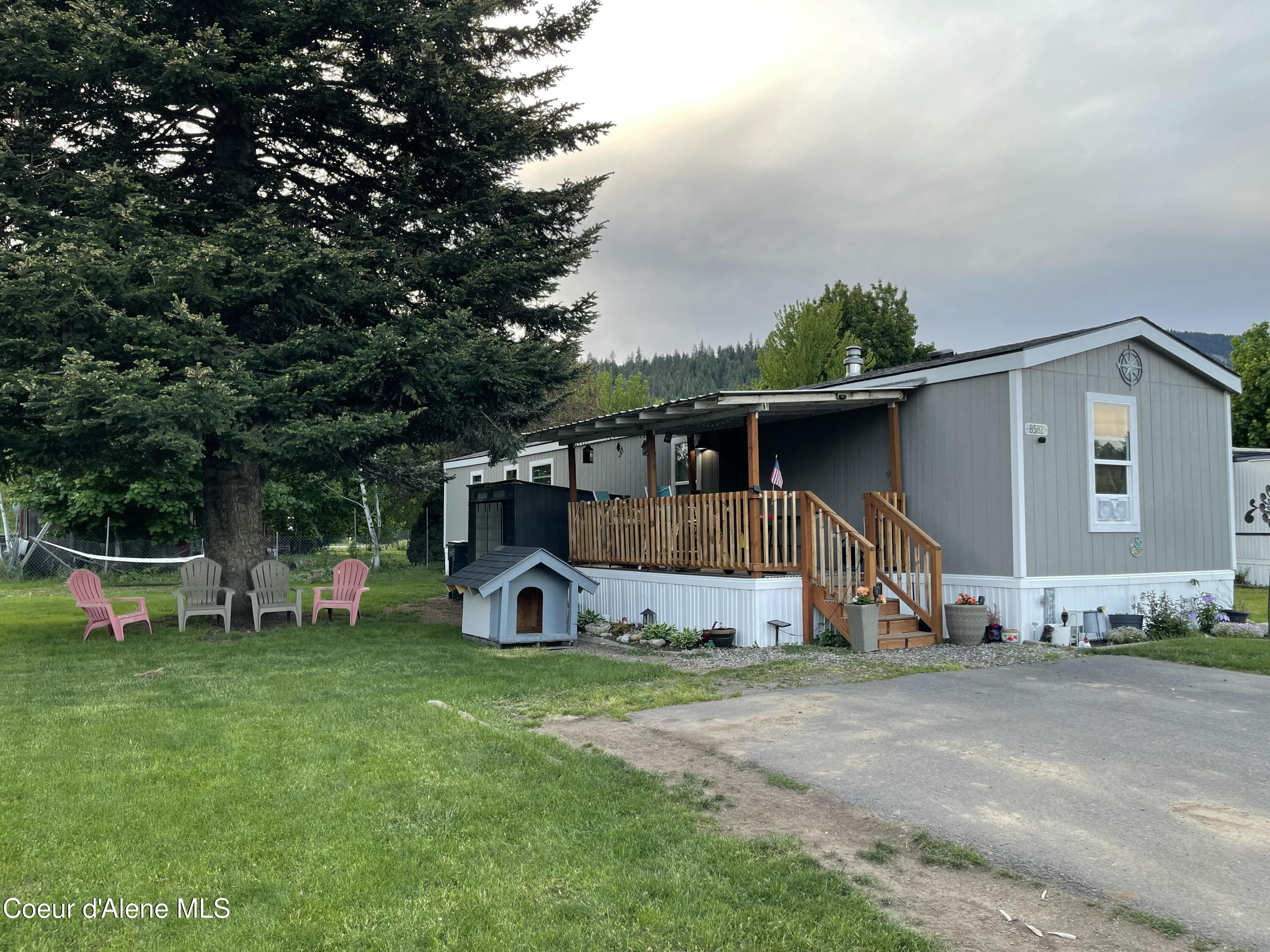8582 West Park Loop Rathdrum, ID 83858 - Photo 2 of 37 IMG_9447