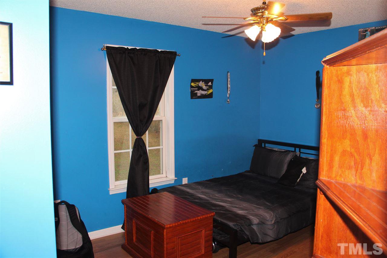112 Crossfire Road Holly Springs, NC 27540 - Photo 10 of 25 Gallery Image 10