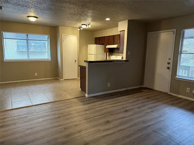 $995 | 9810 Roxanna Drive, Unit D, Austin, TX 78748