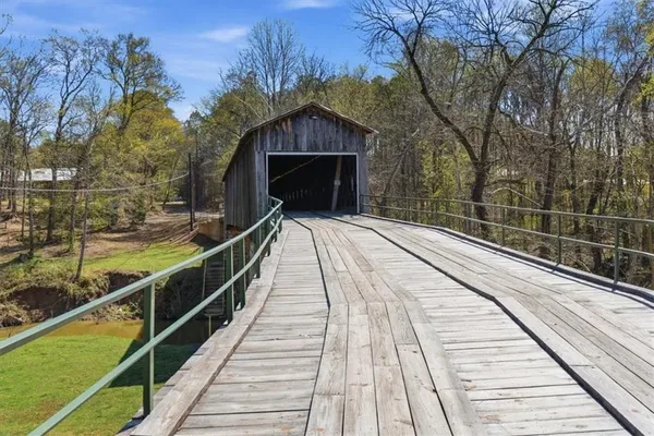 $829,777 | 109 River Walk Parkway, Euharlee, GA 30145