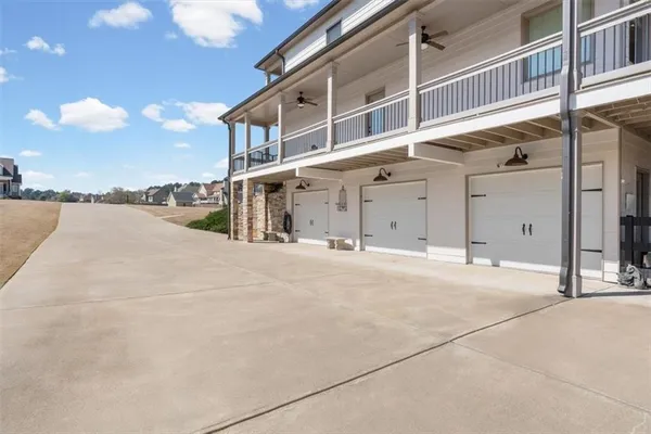 $829,777 | 109 River Walk Parkway, Euharlee, GA 30145