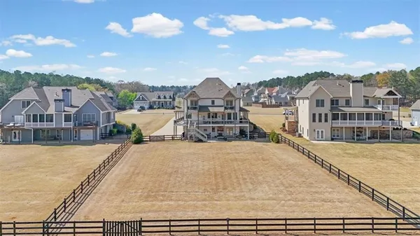 $829,777 | 109 River Walk Parkway, Euharlee, GA 30145