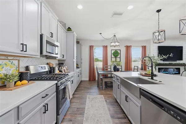 $650,000 | 1218 Blarney Street, Minneola, FL 34715