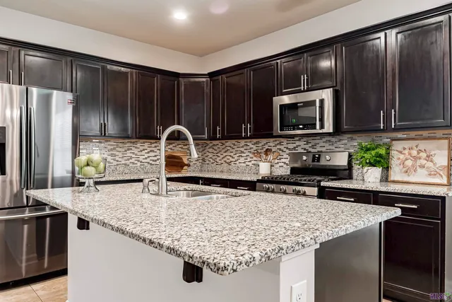 $329,000 | 16255 White Rose Drive, St. George, LA 70817