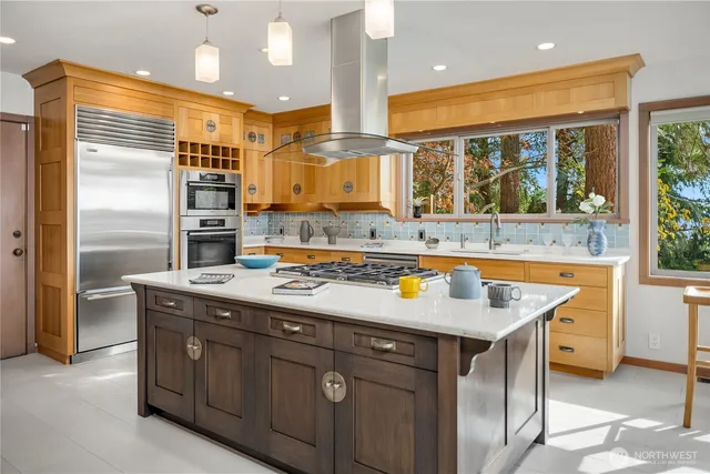 $2,650,000 | 10245 Marine View Drive Southwest, Seattle, WA 98146