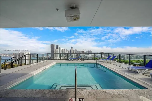 $495,000 | 1600 Northeast 1st Avenue, Unit 2811, Miami, FL 33132