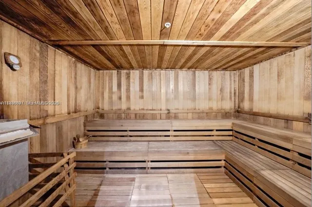 $495,000 | 1600 Northeast 1st Avenue, Unit 2811, Miami, FL 33132