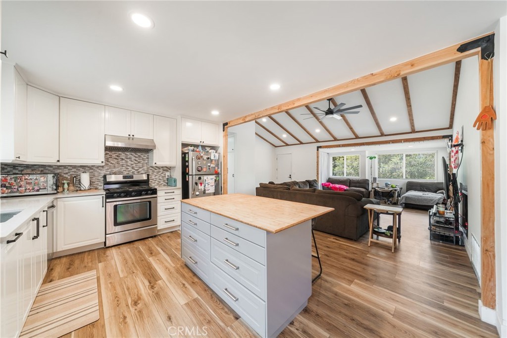 464 East Kalmia Street Fallbrook, CA 92028 - Photo 5 of 19