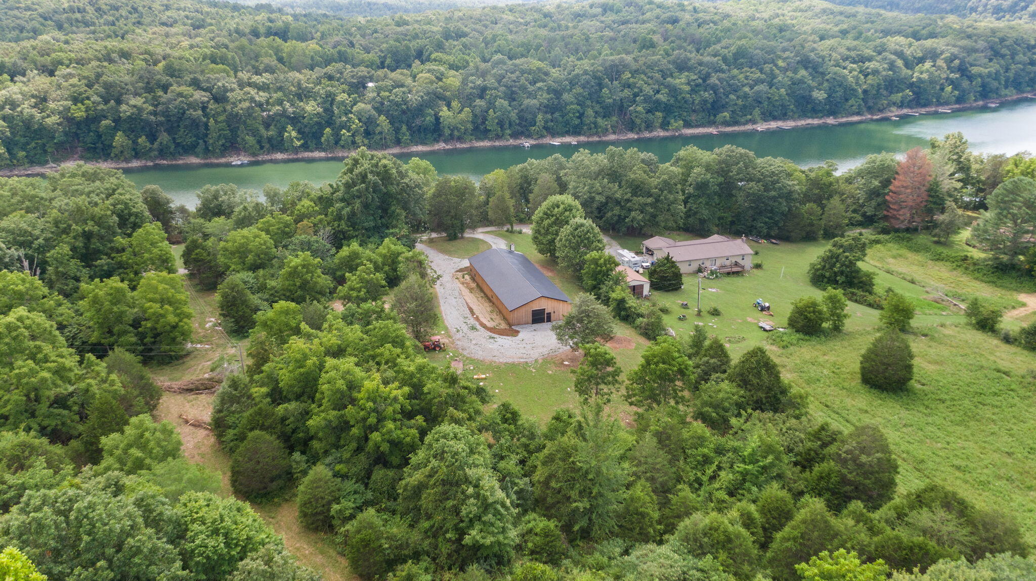 590 Perry Lee Colyer Road Somerset, KY 42501 - Photo 4 of 54 92-web-or-mls-DJI_0368