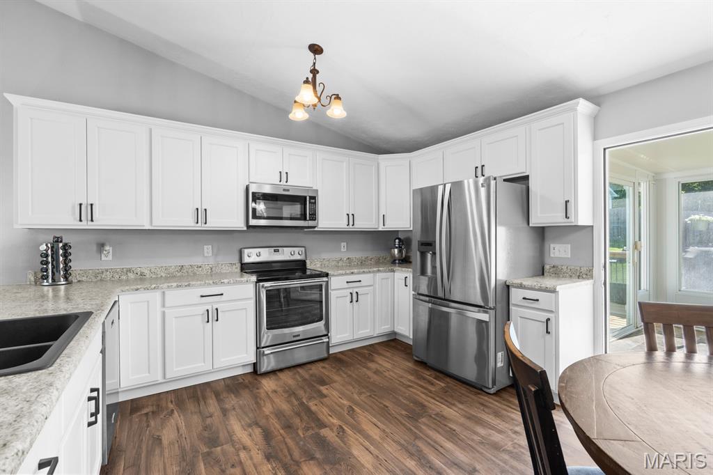 34 Ramona Drive Shiloh, IL 62221 - Photo 14 of 54