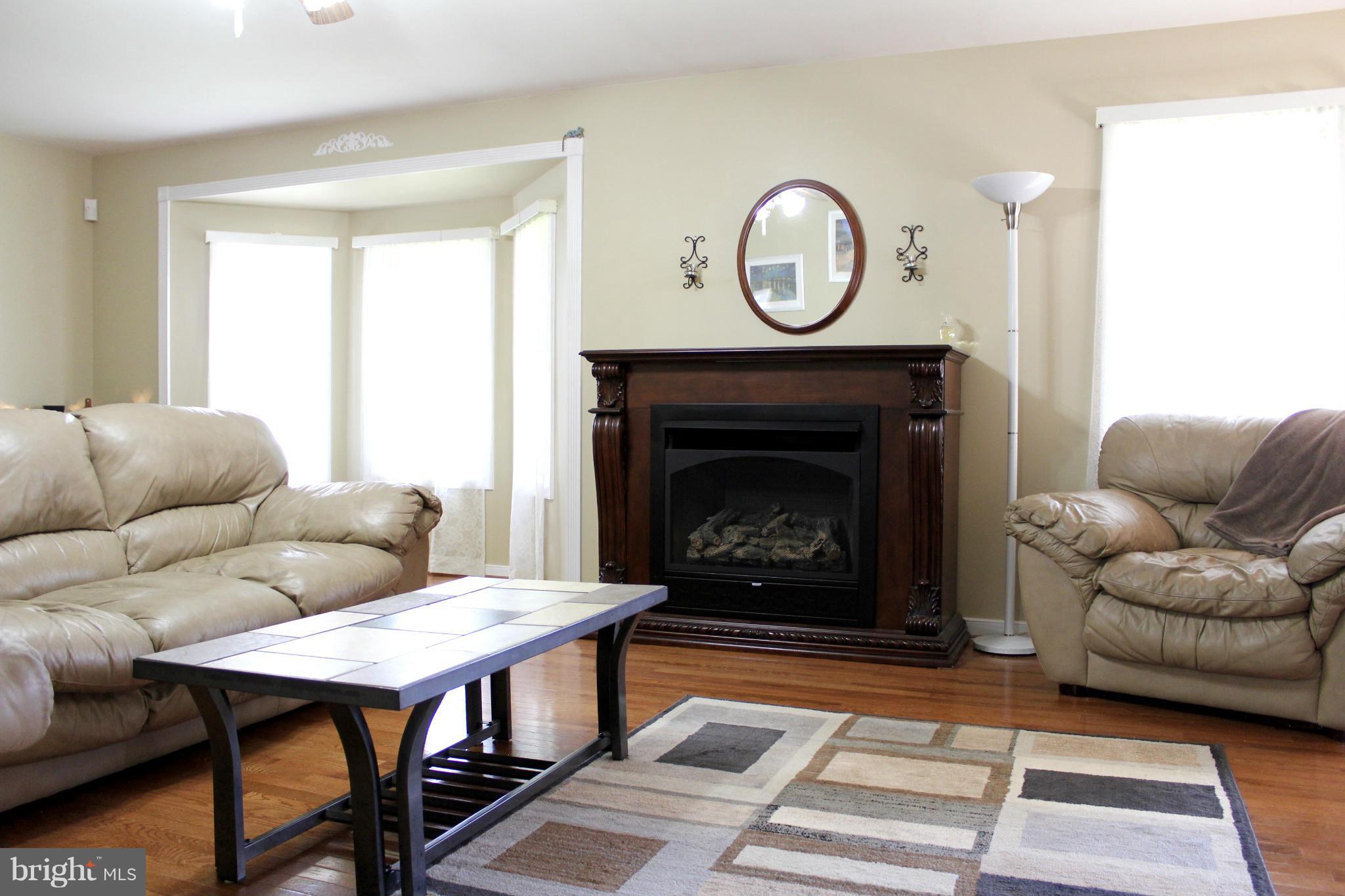 4431 Burr Hill Road Rhoadesville, VA 22542 - Photo 13 of 30 Family Room