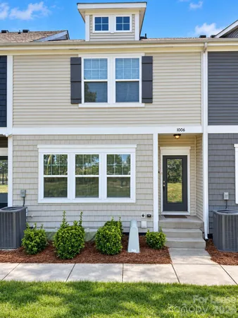 $2,750 | 1006 Sharon Towns Drive, Charlotte, NC 28210