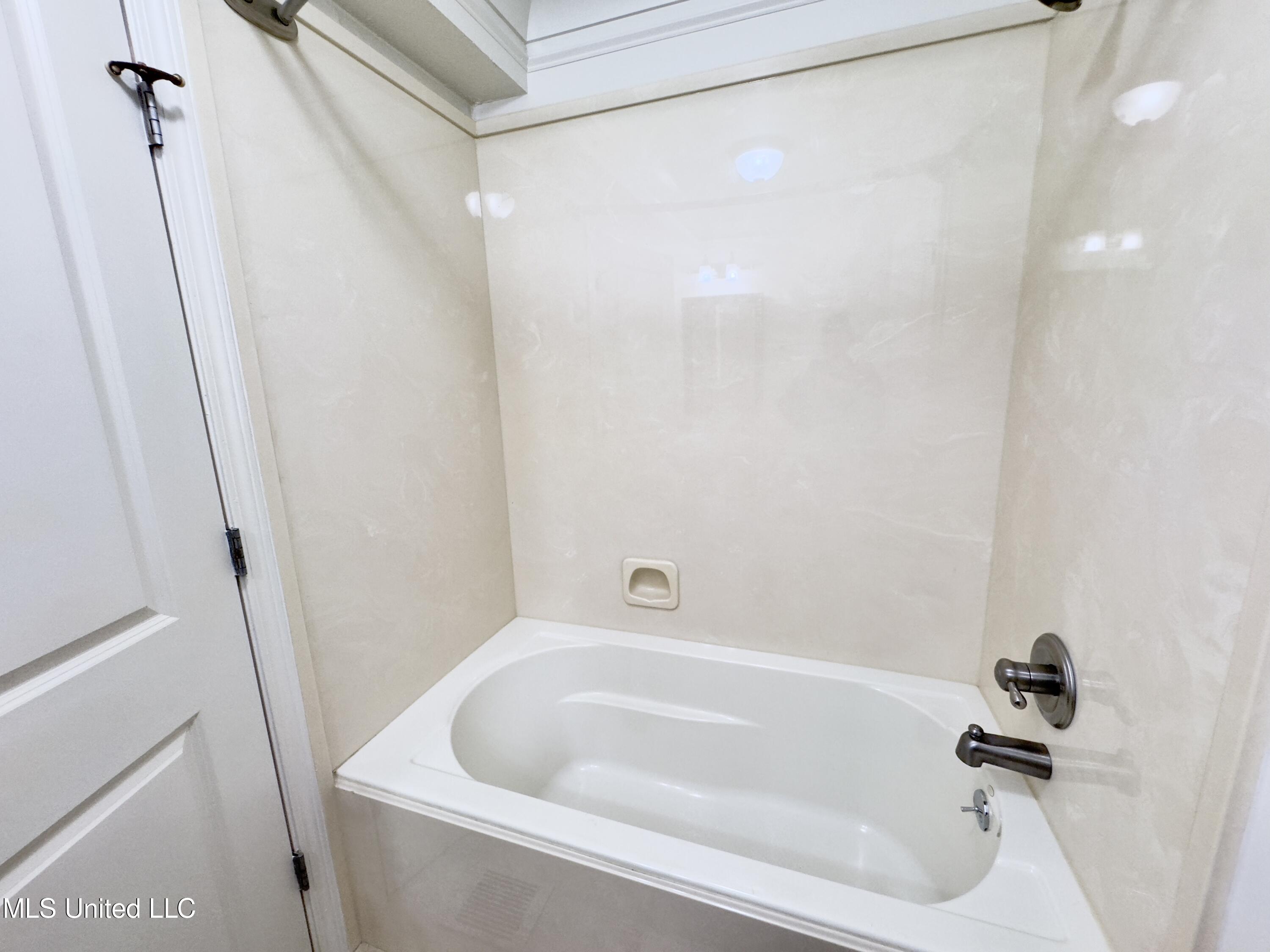 308 East Pearl Street, Unit 907 Jackson, MS 39201 - Photo 15 of 16 971243D8-782F-4D74-AE9D-8A28CE4901F6_1_2