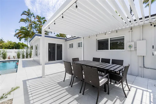 $1,000,000 | 1104 North 13th Terrace, Hollywood, FL 33019