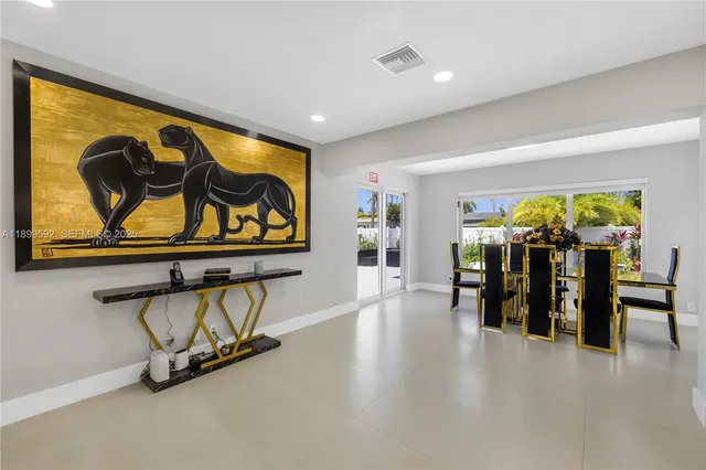 $1,000,000 | 1104 North 13th Terrace, Hollywood, FL 33019