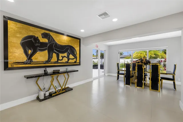 $1,000,000 | 1104 North 13th Terrace, Hollywood, FL 33019