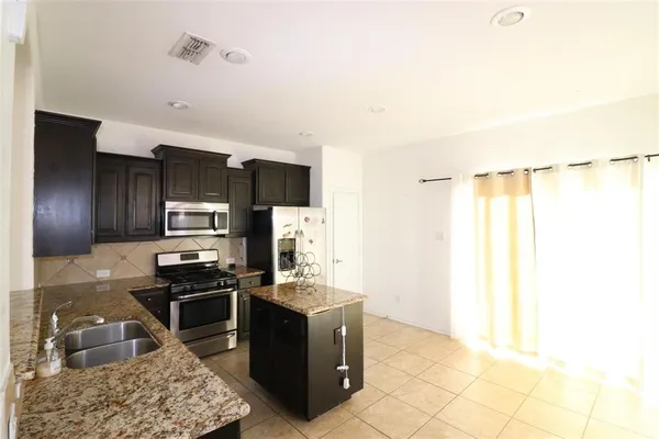 $2,000 | 4508 Gunnison Drive, Denton, TX 76208