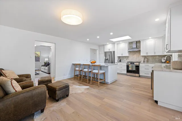 $3,550,000 | 716 University Avenue, Healdsburg, CA 95448