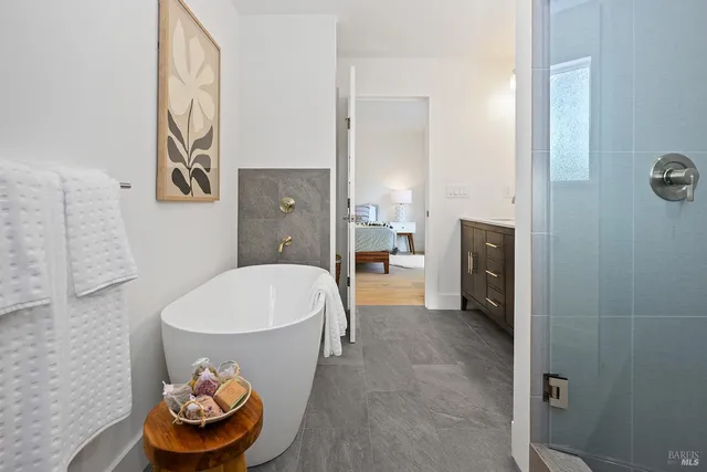 $3,550,000 | 716 University Avenue, Healdsburg, CA 95448